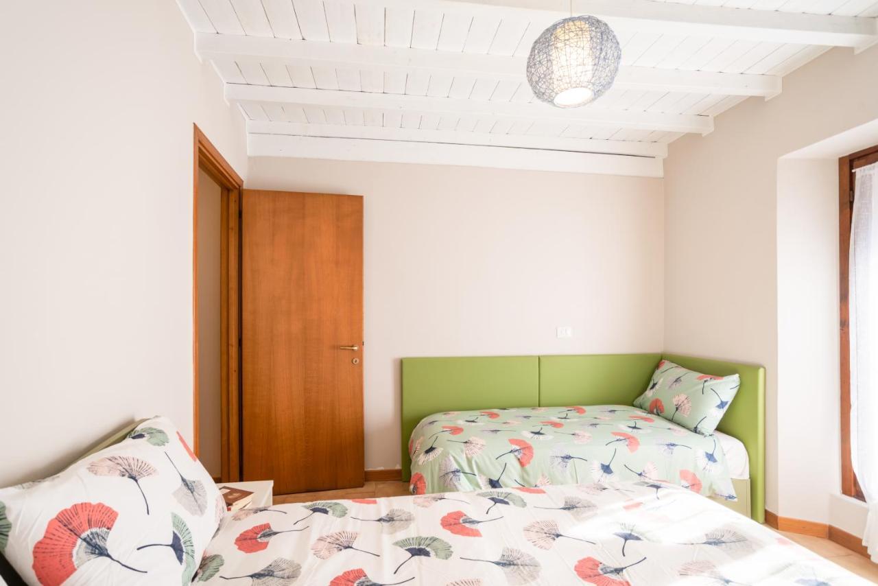 Le Tre Ninfee Di Pusiano! Free Parking Apartment Exterior foto
