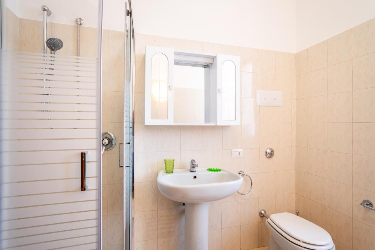 Le Tre Ninfee Di Pusiano! Free Parking Apartment Exterior foto
