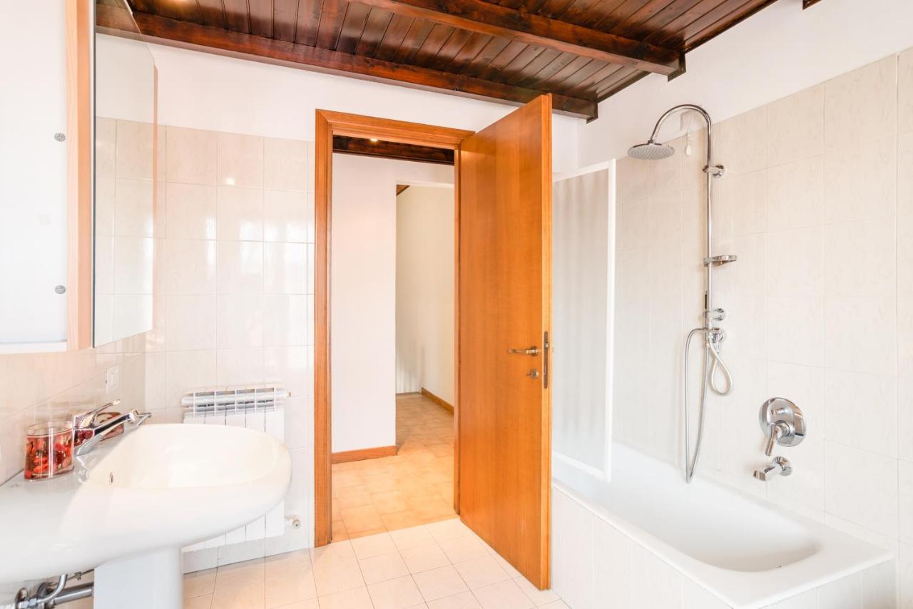 Le Tre Ninfee Di Pusiano! Free Parking Apartment Exterior foto